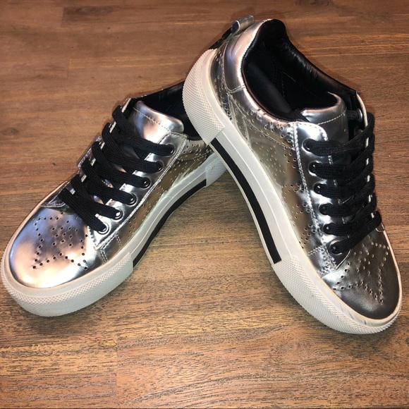 kendall & kylie sneakers - Picture 1 of 3